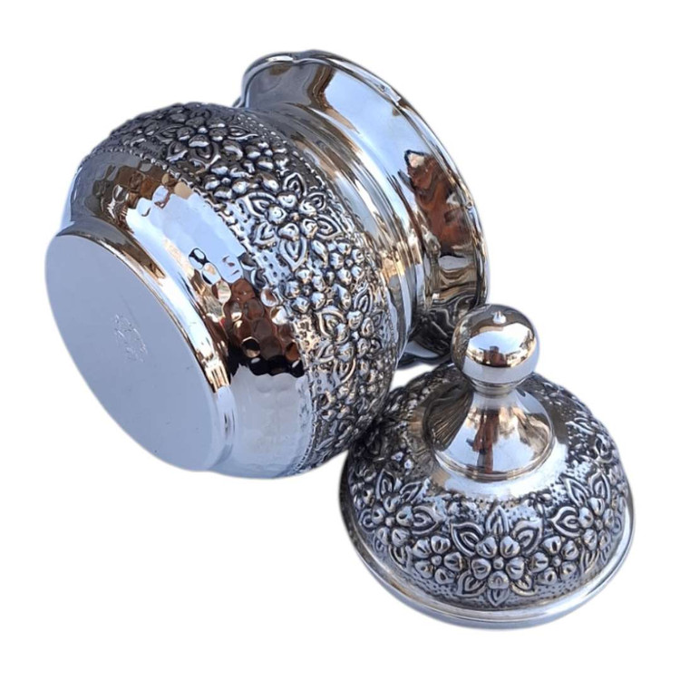 قندان گلبرگ سفید