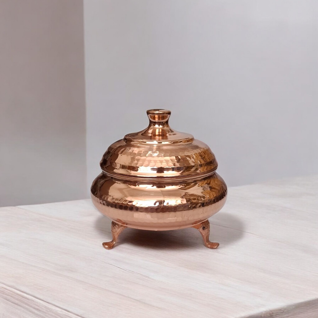 قندان سه پایه