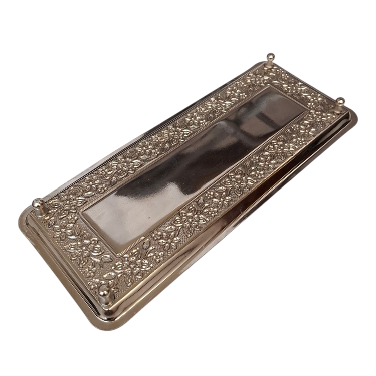 رولت خوری چهار پایه